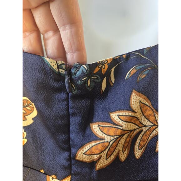 Petal + Pup Alejandra Cowl Neck Midi Dress Size 4 Adjustable Strap Blue Floral - Picture 8 of 10